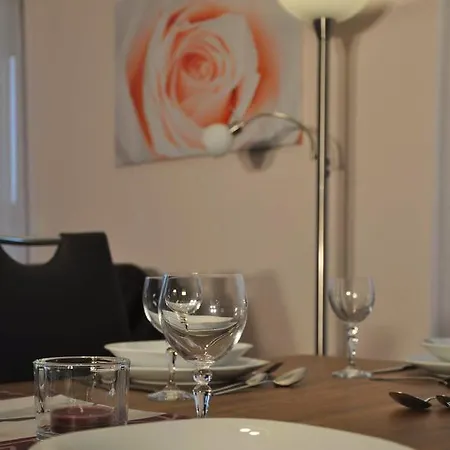 Komfortable Apartment-wohnung 4* 富尔达