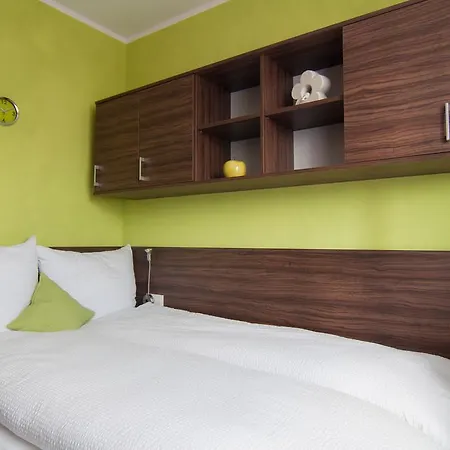 ゲストハウス Komfortable Apartment-wohnung 4*
